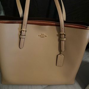 Coach mollie tote